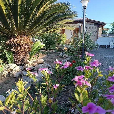Casa de Férias Il Giardino Di Sofia Charm And Comfort Torre dell'Orso